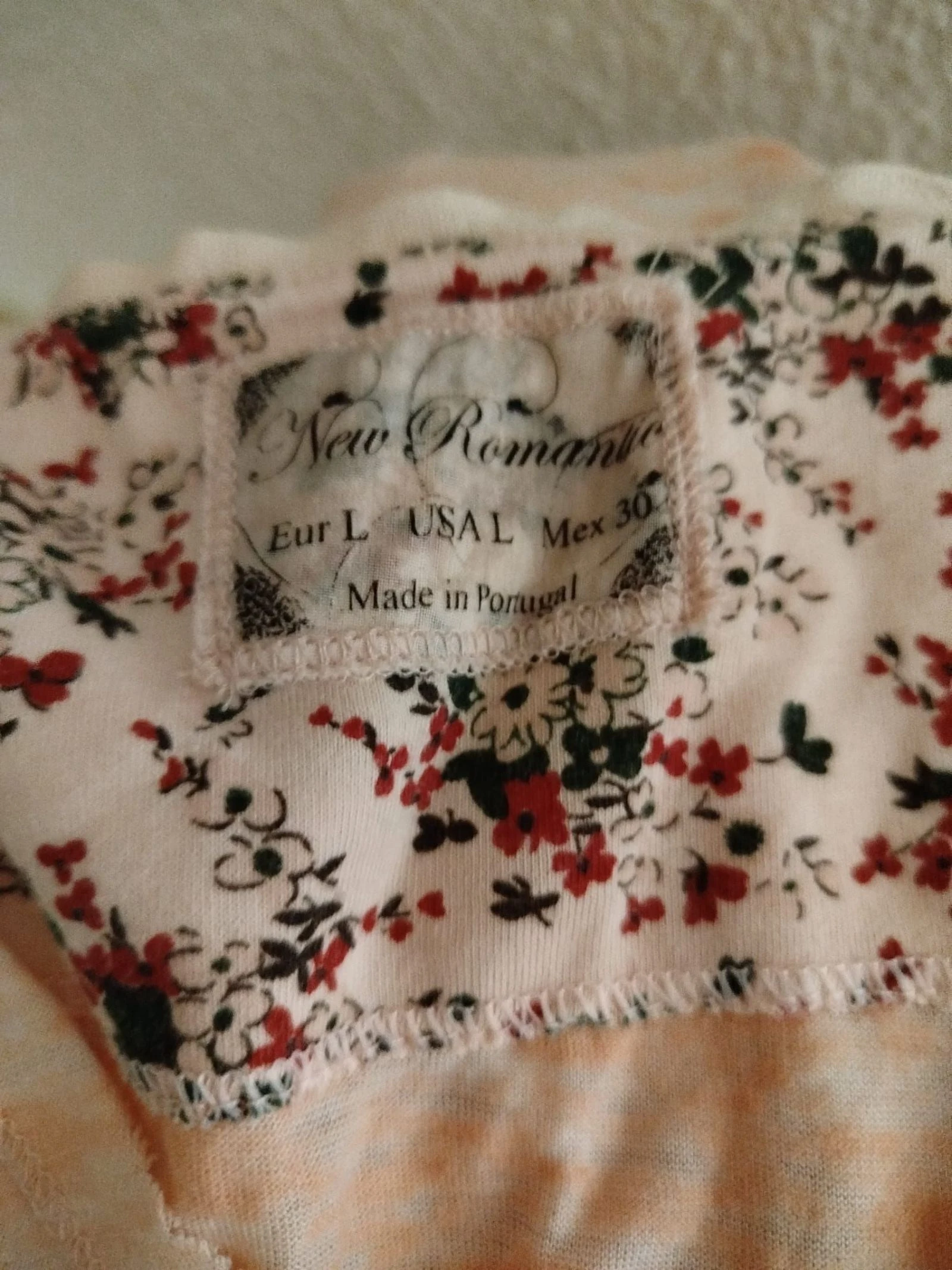 Camiseta estampada marca New Romântic tamanho L 😍 – photo 6